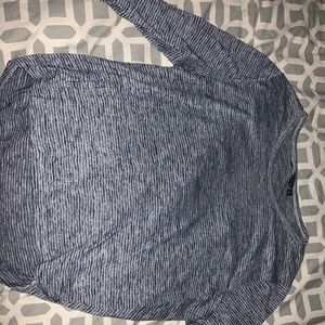 long sleeve athletes shirt with open back